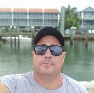 Meet your Posher, Sandylenier